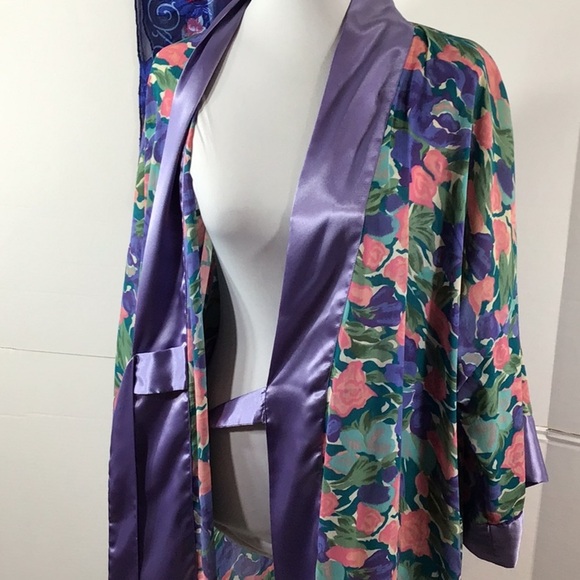 Vtg Victoria’s Secret gold label purple floral robe - Picture 7 of 9